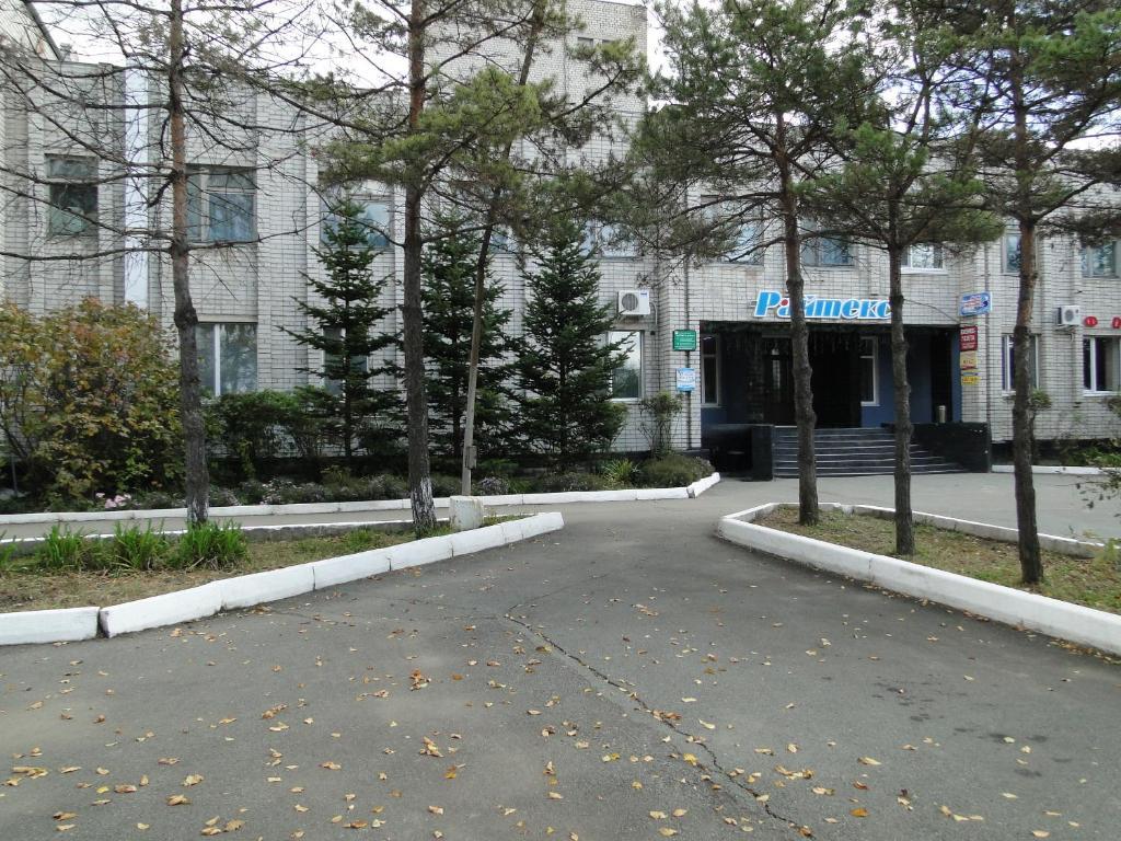 Raitex Hotel Artyom Exterior photo